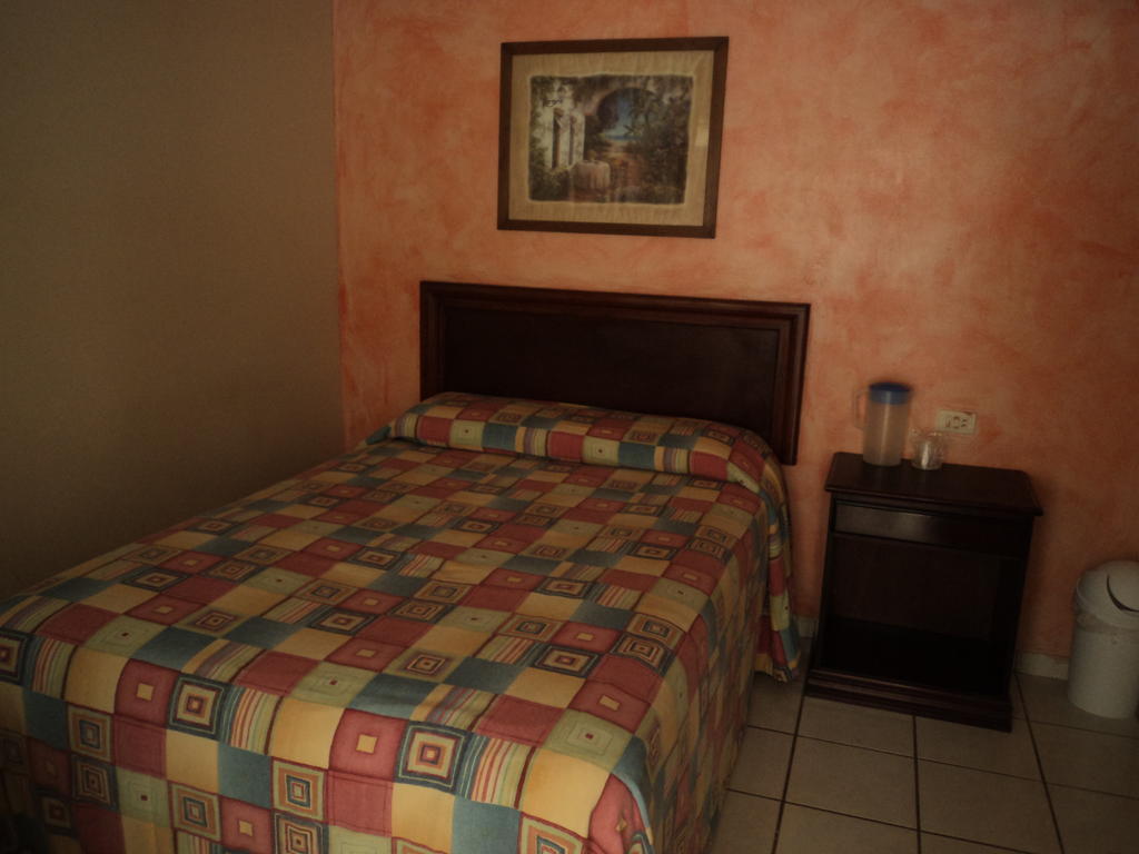 Hotel California Navojoa Zimmer foto